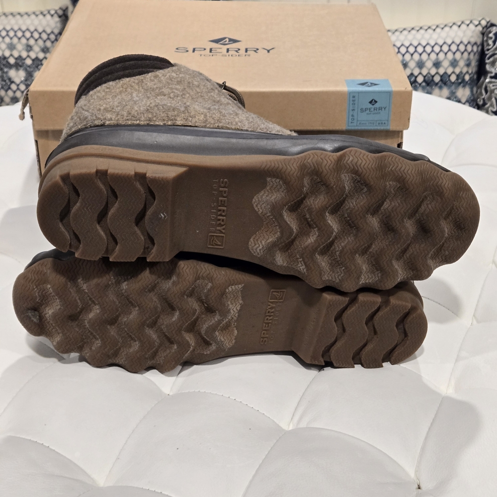 Sperry Brown and Black Duck Boots - Picture 3 of 10